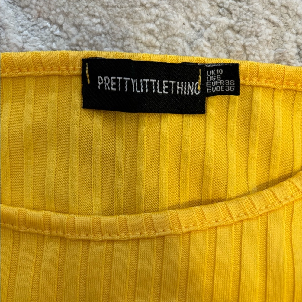 Pretty Little Thing Yellow π Ruffled Cropped Top - Picture 5 of 6